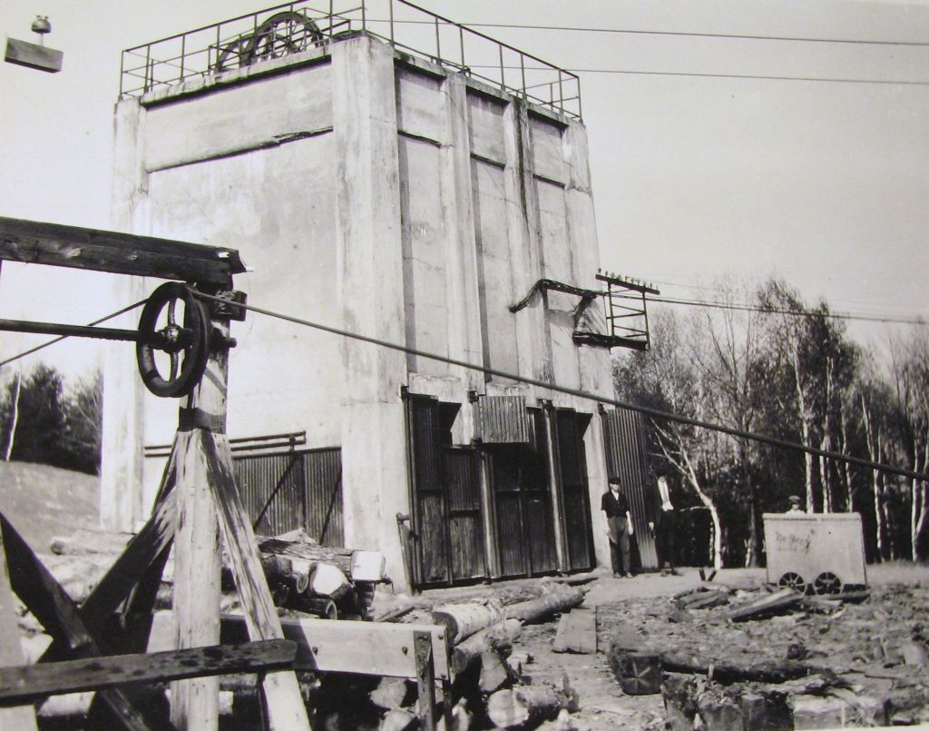 Upper Peninsula Shaft and Mine buildings