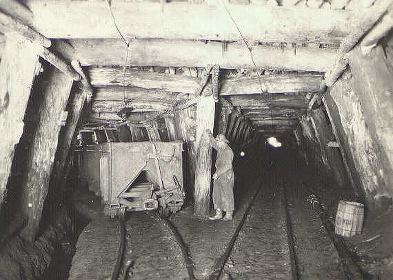 Haulageway Palms Mine, Bessemer, MI