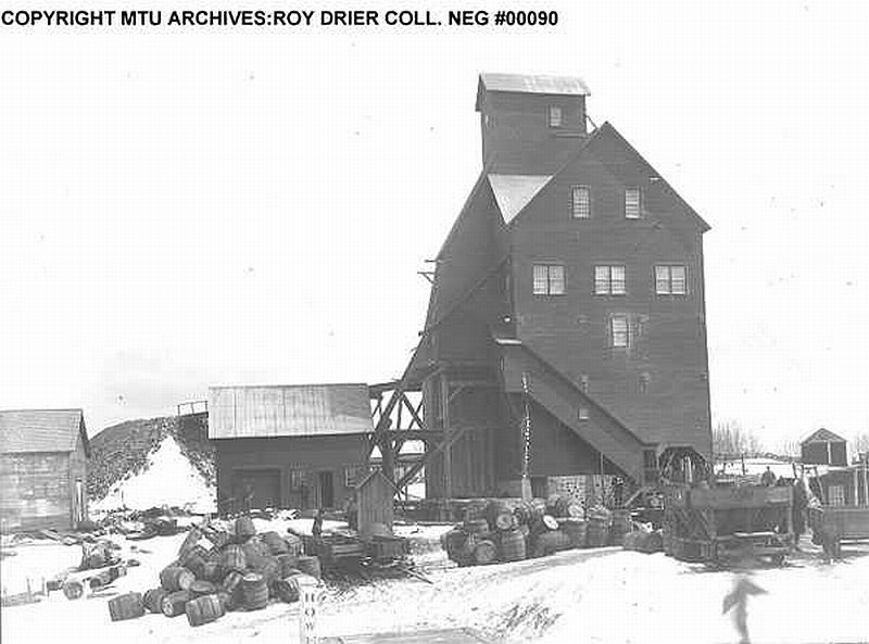 © MTU Archives 00090