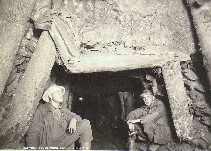 Crushed Timbers at Pabst Mine