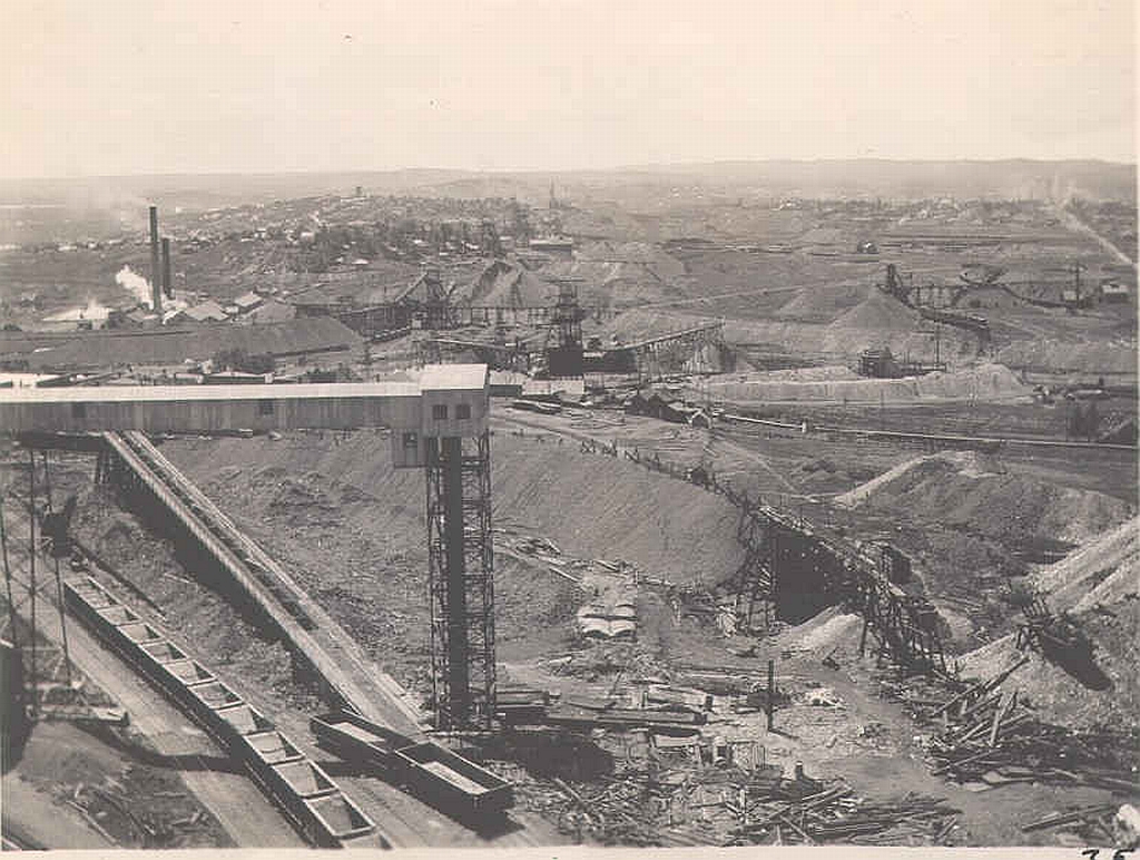 Looking Eastward from Woodbury shaft